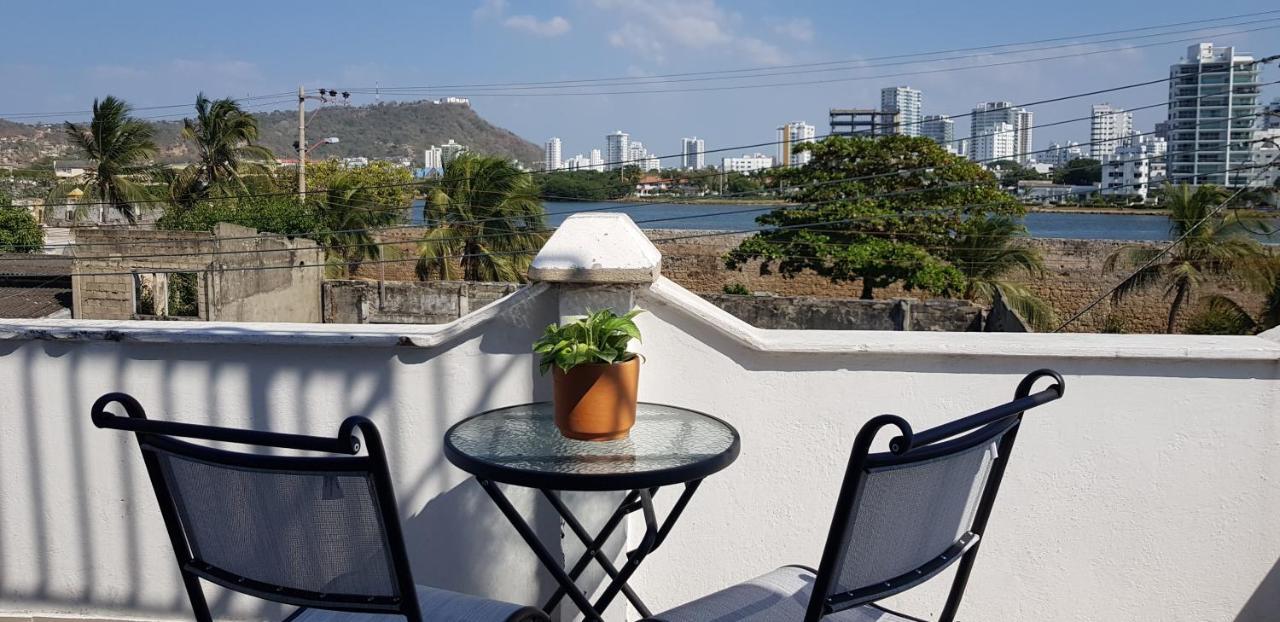Casa Evelyn Hotel Cartagena Bagian luar foto